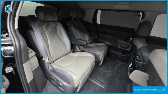 KIA CARNIVAL DIESEL 7-SEATER NOBLESSE