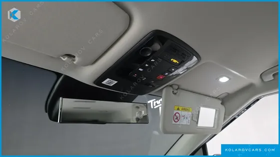 KIA CARNIVAL DIESEL 7-SEATER NOBLESSE