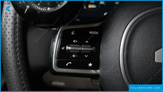 KIA CARNIVAL DIESEL 7-SEATER NOBLESSE