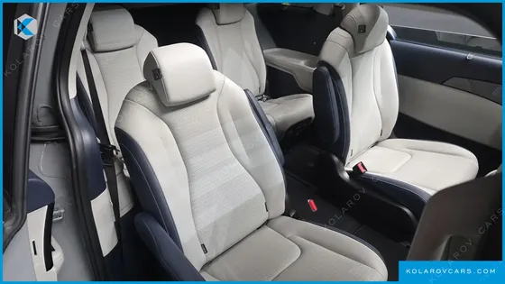 KIA CARNIVAL HEV 9SEATER GRAVITY