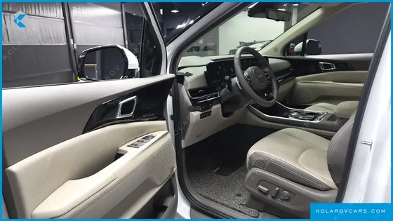 KIA CARNIVAL GASOLINE 7-SEATER HI LIMOUSINE