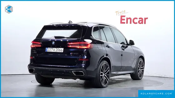 BMW X5 M50I