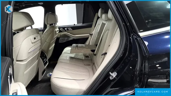 BMW X5 M50I
