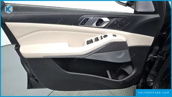 BMW X5 M50I