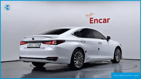 LEXUS ES LUXURY PLUS