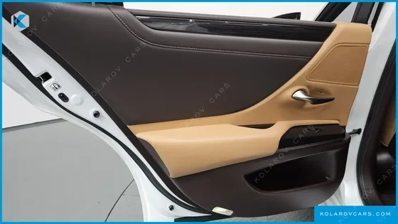 LEXUS ES LUXURY PLUS
