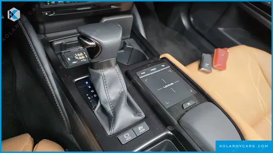 LEXUS ES LUXURY PLUS