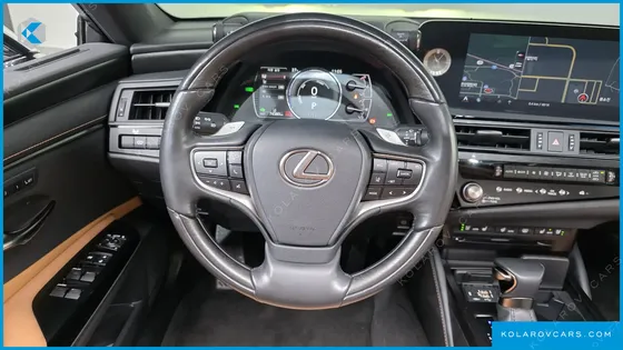 LEXUS ES LUXURY PLUS