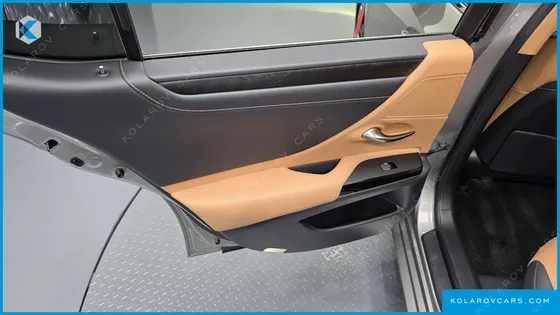 LEXUS ES LUXURY PLUS