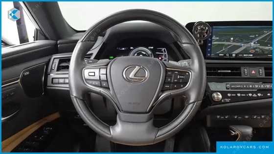 LEXUS ES EXECUTIVE