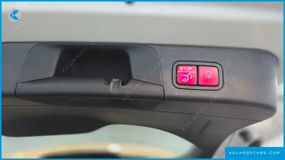 MERCEDES C-CLASS C300 4MATIC AVANTGARDE