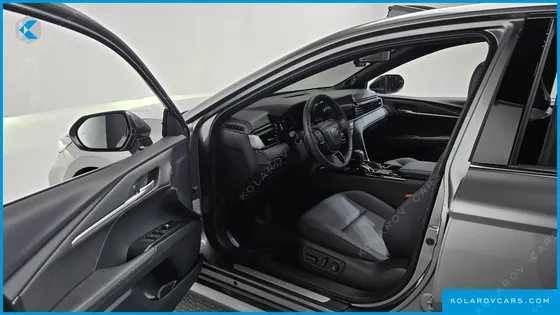 TOYOTA CAMRY 2.5 XLE PREMIUM HYBRID