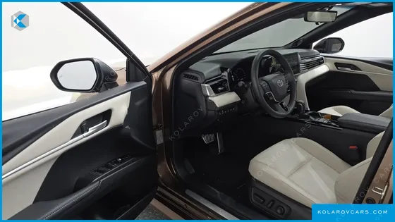 TOYOTA CAMRY 2.5 XLE PREMIUM HYBRID