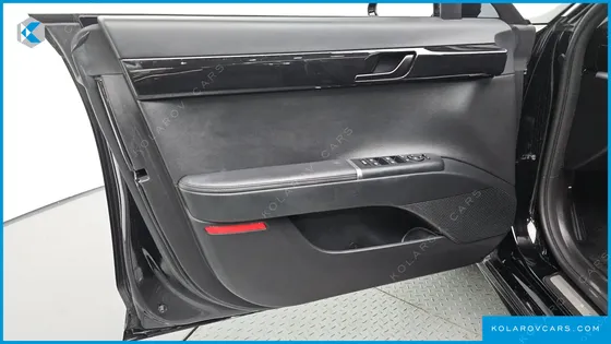 HYUNDAI GRANDEUR PREMIUM