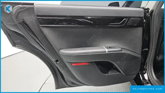 HYUNDAI GRANDEUR PREMIUM