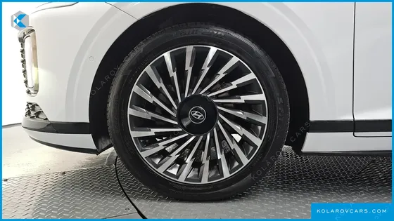 HYUNDAI GRANDEUR CALLIGRAPHY