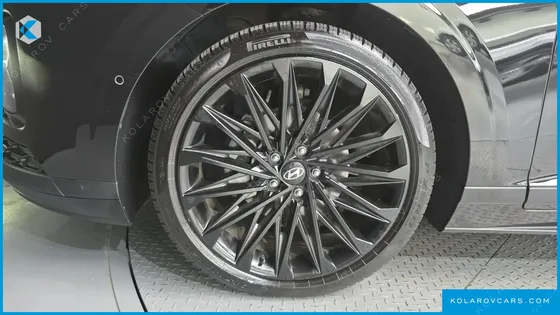 HYUNDAI GRANDEUR CALLIGRAPHY