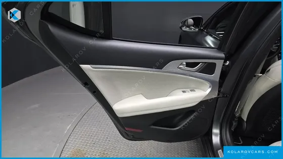 GENESIS G70 GASOLINE 3.3T 2WD