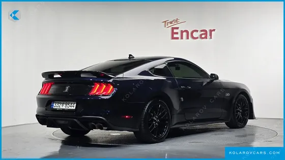 FORD MUSTANG GT COUPE