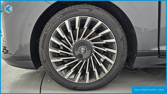 HYUNDAI GRANDEUR 3,5 GASOLINE 4WD