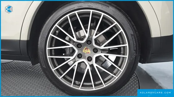 PORSCHE CAYENNE 3.0