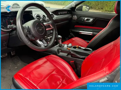 FORD MUSTANG GT COUPE