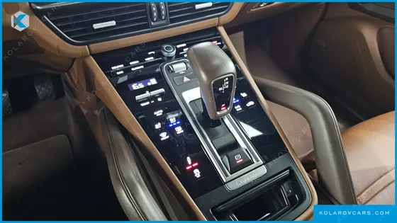 PORSCHE CAYENNE 3.0 COUPE