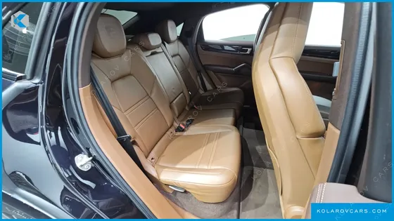 PORSCHE CAYENNE 3.0 COUPE