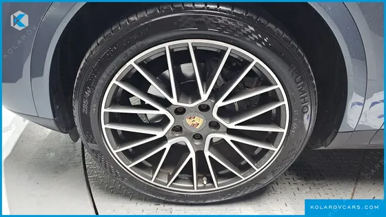 PORSCHE CAYENNE 3.0
