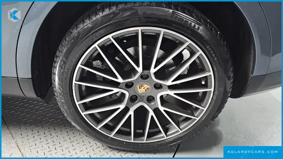 PORSCHE CAYENNE 3.0