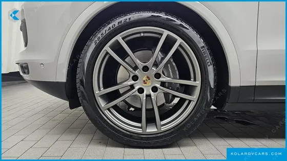 PORSCHE CAYENNE 3.0 COUPE