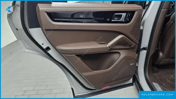 PORSCHE CAYENNE 3.0 COUPE