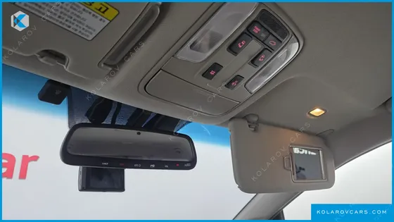 KIA CARNIVAL GASOLINE 7-SEATER LIMOUSINE