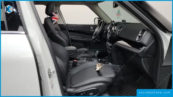 MINI COUNTRYMAN CLASSIC