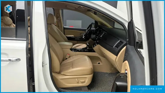 KIA CARNIVAL 9-SEATER NOBLESSE SPECIAL