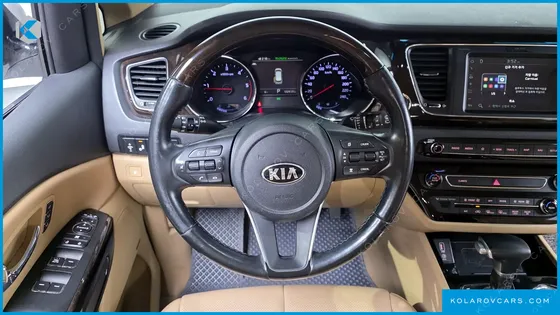 KIA CARNIVAL 9-SEATER NOBLESSE SPECIAL