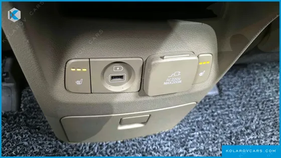KIA CARNIVAL 9-SEATER NOBLESSE SPECIAL