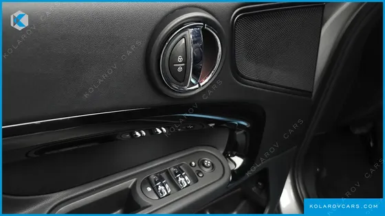 MINI COUNTRYMAN CLASSIC
