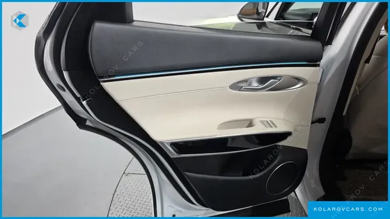 GENESIS GV70 2.5T GASOLINE 2WD