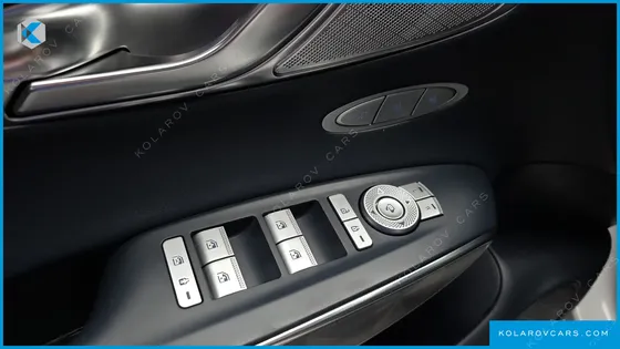 GENESIS GV70 2.5T GASOLINE 2WD