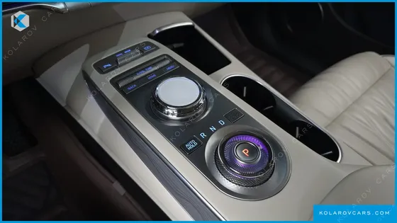GENESIS GV70 2.5T GASOLINE 2WD