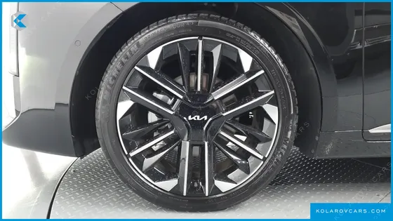 KIA K8 SIGNATURE