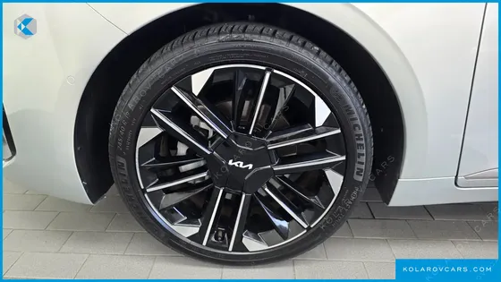 KIA K8 SIGNATURE