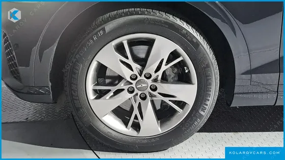 GENESIS GV70 2.5T GASOLINE 2WD