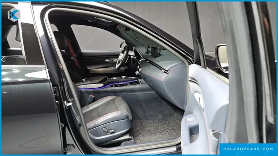 GENESIS GV70 2.5T GASOLINE 2WD