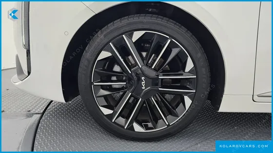 KIA K8 SIGNATURE