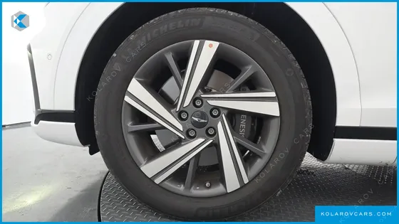 GENESIS GV70 2.5T GASOLINE 2WD