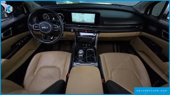 KIA CARNIVAL DIESEL 9-SEATER SIGNATURE