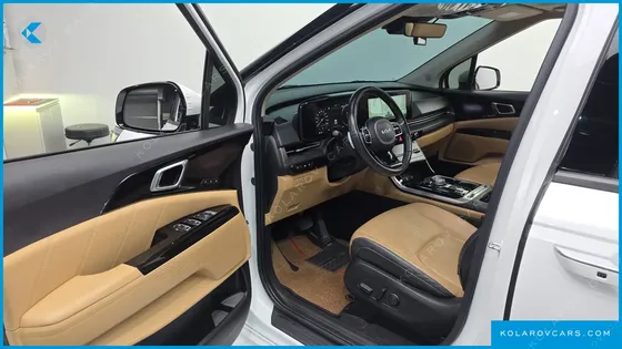KIA CARNIVAL DIESEL 9-SEATER SIGNATURE