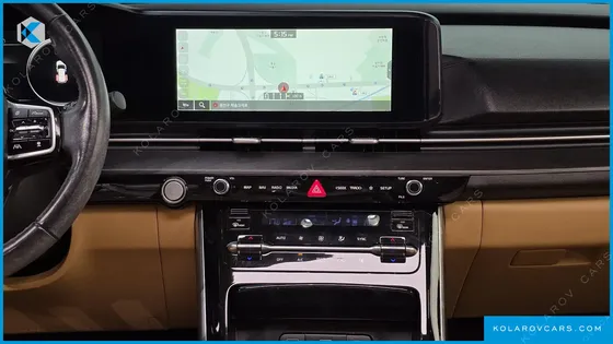 KIA CARNIVAL DIESEL 9-SEATER SIGNATURE